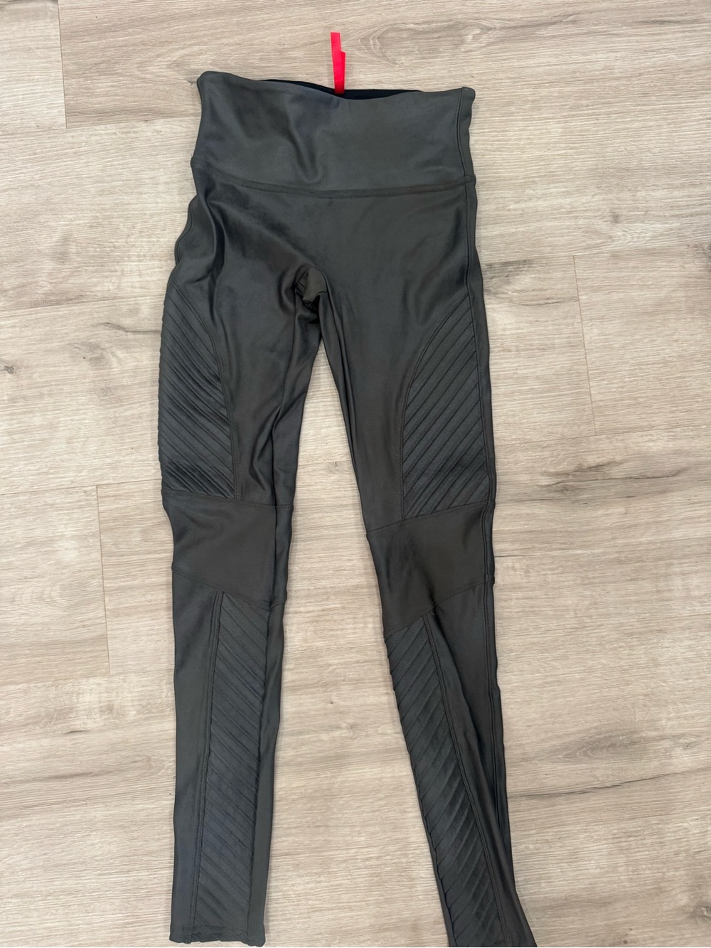 SPANX Black/Gray Leggings with Red Brand Tag